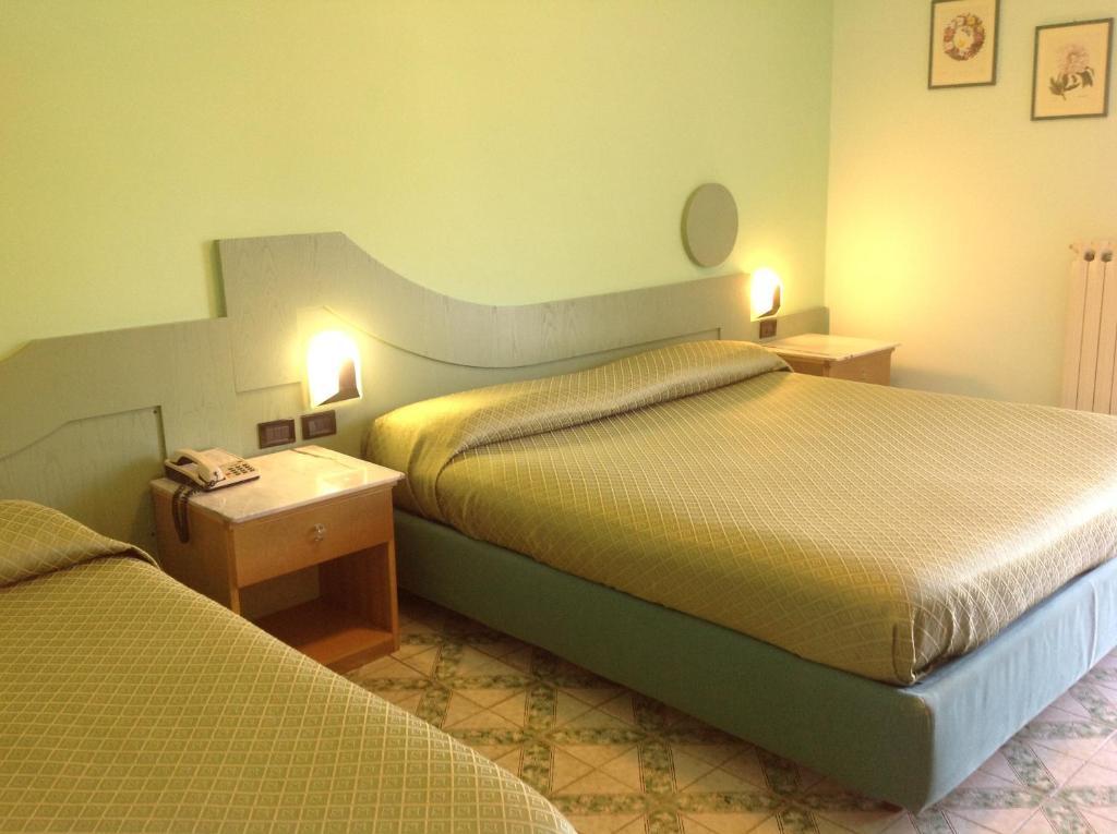 Hotel Giovanna Pompeya Habitación foto
